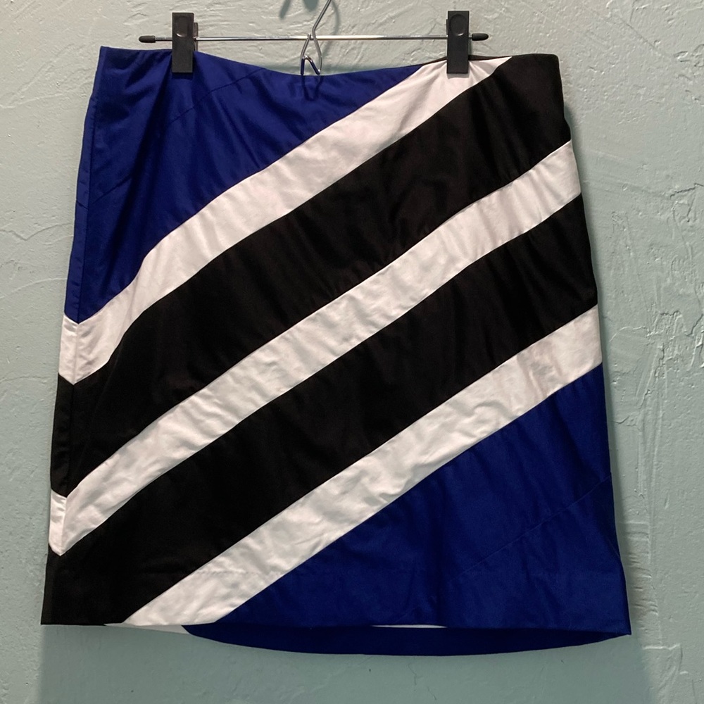 White House 
White/black/blue
Size 12